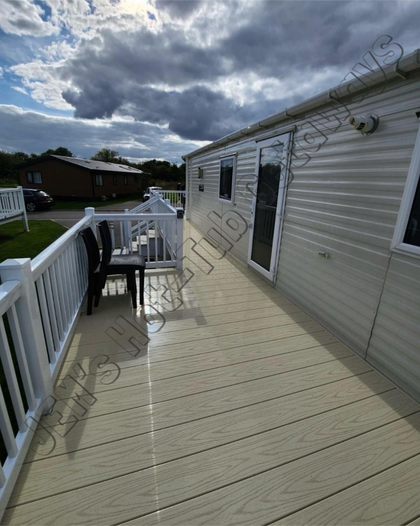 Jems Hot-Tub Getaways 6 Berth At Tattershall Lakes Exterior foto